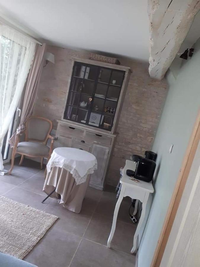 Chez Gladys Et Ses Enfants Hotel Lain Esterno foto